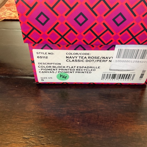 Tory Burch Dot navy block flat espadrille,navy tea rose, sz 5,BNIB,MSRP$200 - Picture 4 of 5